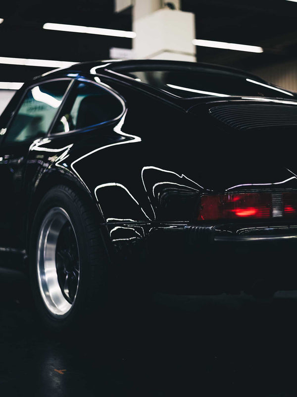 Black Porsche 911 - Poster