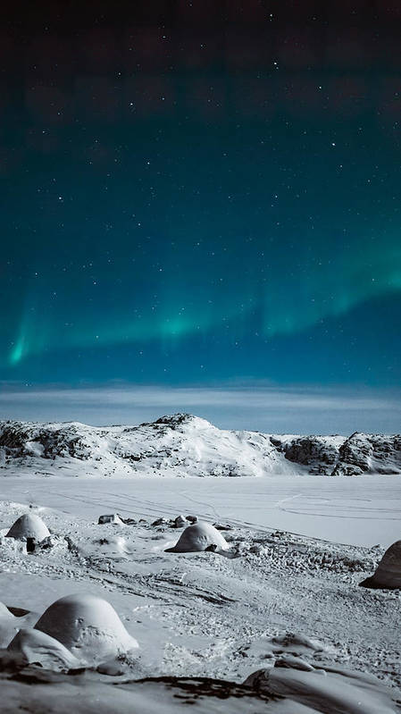 Northern lights over snowy Greenland - Art Print